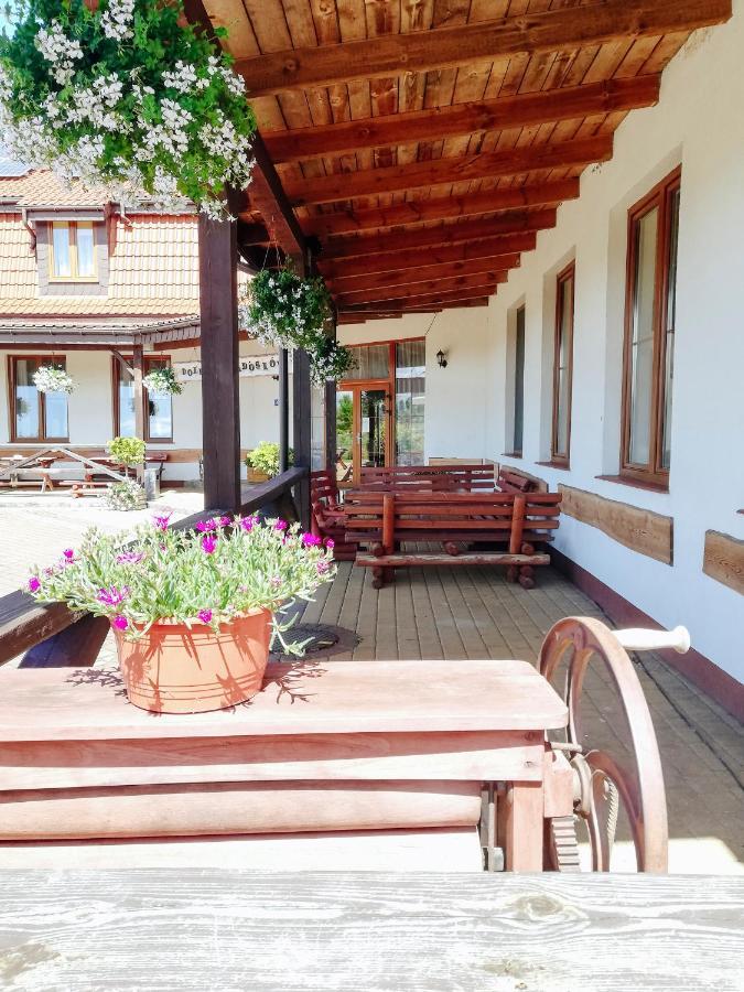 Zajazd Dolina Sadosiow Godkowo Kültér fotó